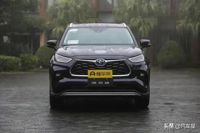 2022款丰田汉兰达最新消息（兼具时尚与大气的中型SUV）(2)