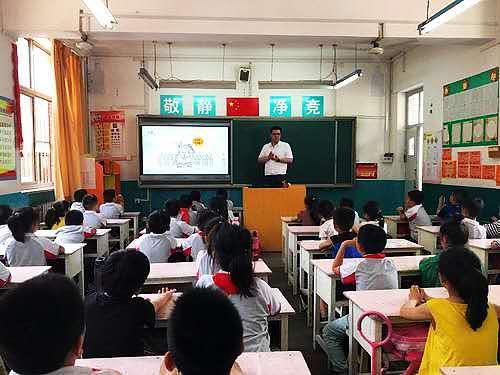 小学生周记的正确格式怎么写（二年级小学生周记）(7)