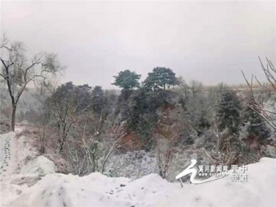 ​轮台东门送君去,去时雪满天山路  轮台东门送君去,去时雪满天山路是什么生肖