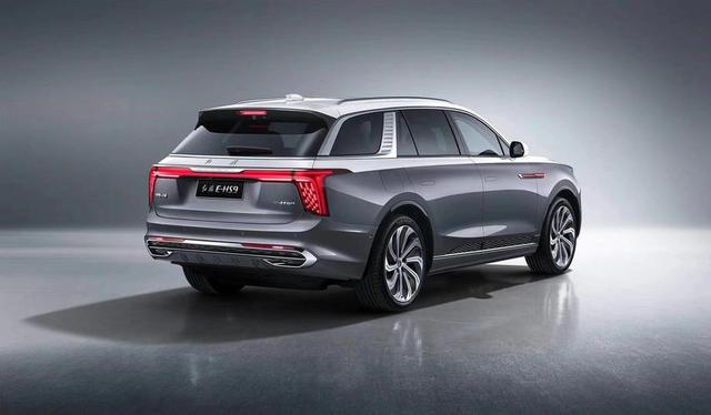 2023红旗堪称王炸的3款SUV！搭2.0T+8AT+四驱，14万还要啥大众啊-