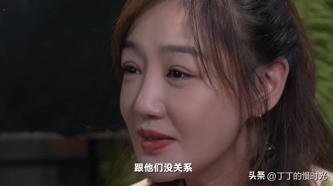 胡歌隐婚生女，震惊之余：为何他能赢得全网祝福？