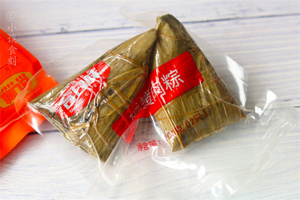 冷冻粽子是蒸着吃还是煮着吃(粽子不解冻能直接煮吗)