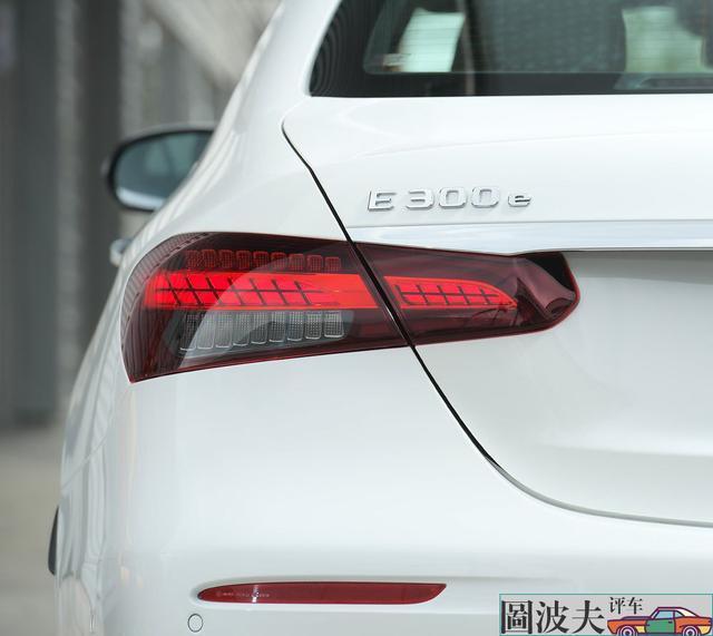 新款奔驰 E-Class 登场，泰规版开价68万-