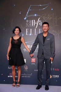 ​高曙光现任老婆个人资料：嫁二婚大16岁演员高曙光，婚后生一子，如今非常幸福