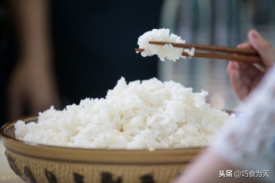 ​夹生饭怎么办教你一招（米饭夹生了怎么补救，5种不同方法，应对不同程度的夹