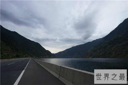 云端上的高速公路，美如仙境的雅西高速（高度差达到2800米）