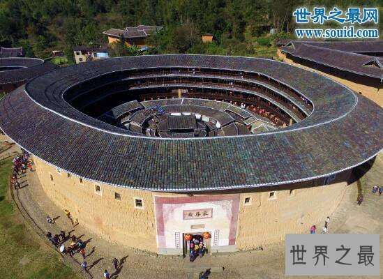 世界上最大的土楼群，福建永定土楼群(共23000余座)