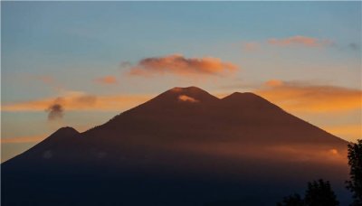 ​活火山死火山休眠火山的区别 死火山,活火山,休眠火山的区别