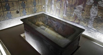 ​考古学家没有发现埃及法老王图坦卡蒙陵墓中有密室
