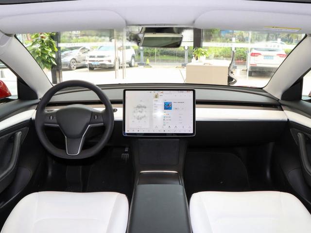 Model 32021款落地价是多少钱？Model 3成交价-