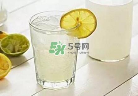 碱性食物是什么意思？备孕可以喝苏打水吗