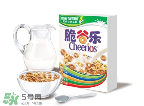 雀巢脆谷乐是膨化食品吗？雀巢脆谷乐可以干吃吗