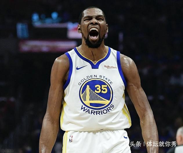 NBA暖心一幕！最后12秒，勇士示意不打了，KD主动与贝弗利拥抱