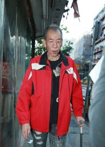 ​“ 香港电影圈四大恶人”之一李兆基因肝癌去世，享年70岁