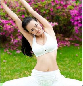 女生如何按摩让胸增大几个按摩手法让你大得很轻松