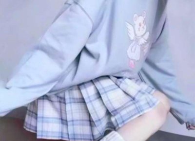 小姨说喜欢我爸,被我爸一把推开