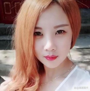 凭借“装疯卖傻”走红,仅用6天就决定结婚,她现在的生活过得如何?