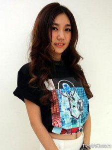 《非诚勿扰》黄潇潇:追求爱情与稳定的“冰美人”拒绝专属告白