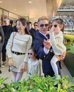 徐峥罕见公开妻子真容,网友:原来是不想高调晒老婆!