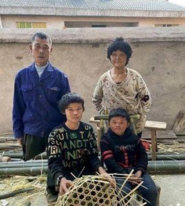 “小马云”范小勤近况曝光:患矮小症,曾被经纪人抛弃,她选择回到农村拍摄短