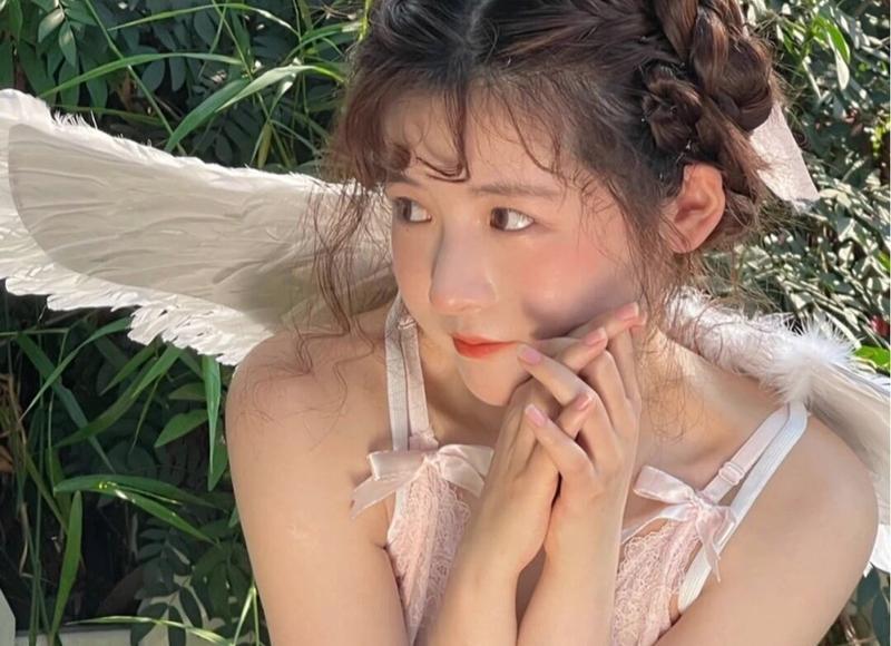 接吻伸舌头和不伸舌头有什么区别? 接吻伸舌头和不伸舌头有什么区别?